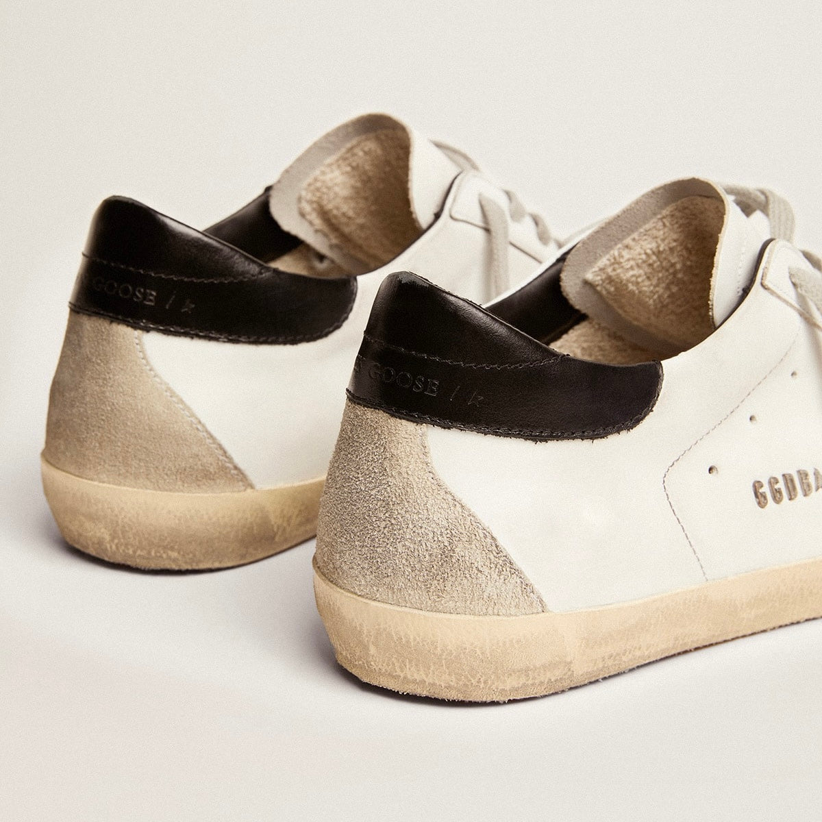 Golden Goose Super-Star with black heel tab and metal stud lettering(Men's)