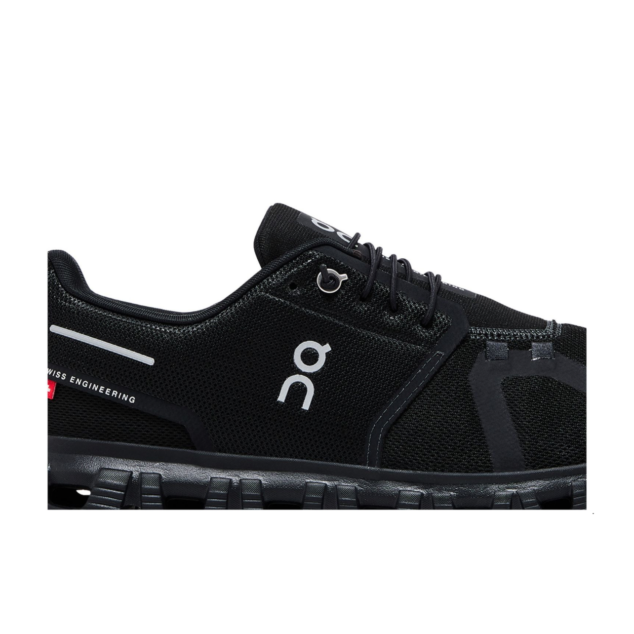 On Running Cloud 6 'Triple Black'