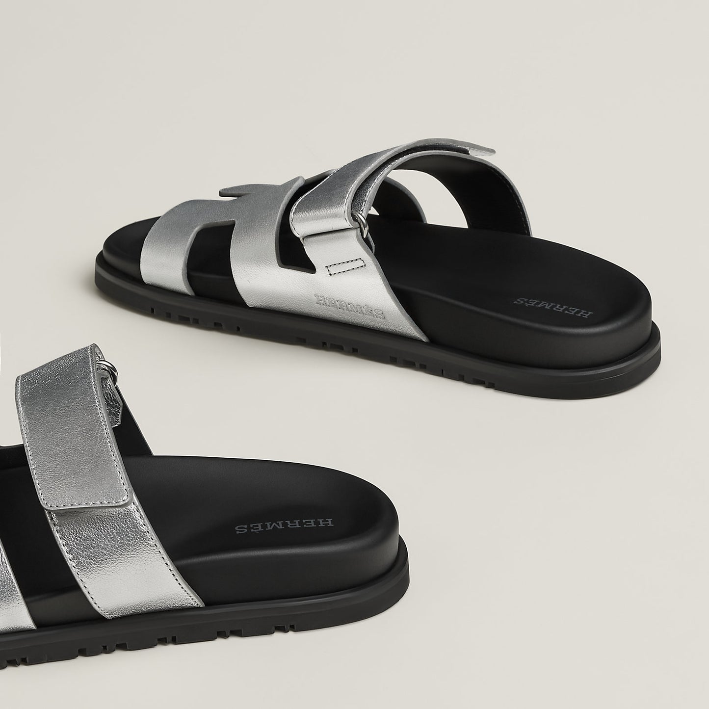 Hermès Chypre Sandals 'Gris Argenté'