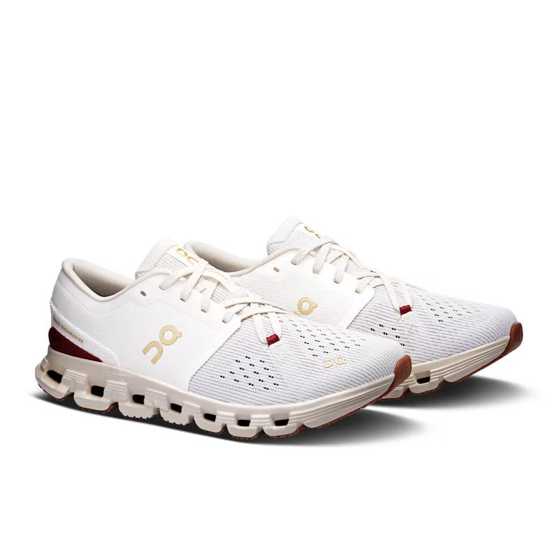 On running X 4 'Pearl Ivory'